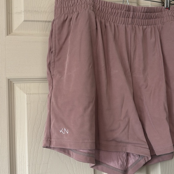 Klassy Network Matching Set - Picture 6 of 8